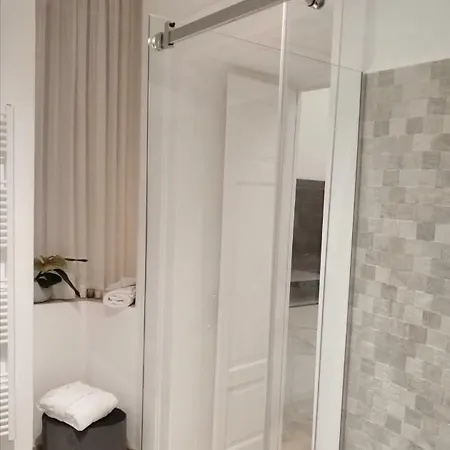 102 Отель типа 