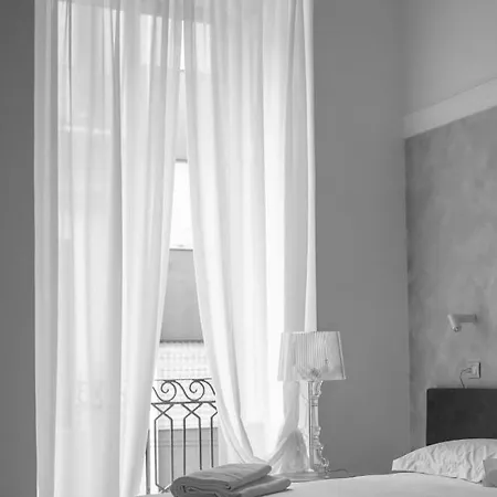 102 Bed and Breakfast 4*