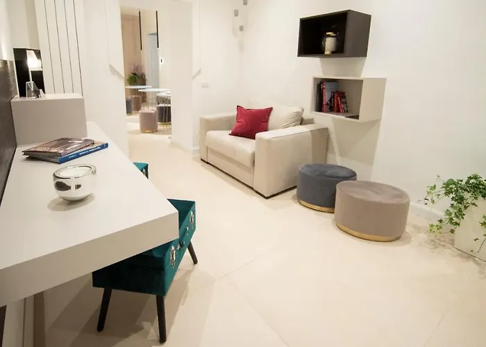 102 فندق مبيت وإفطار 4*